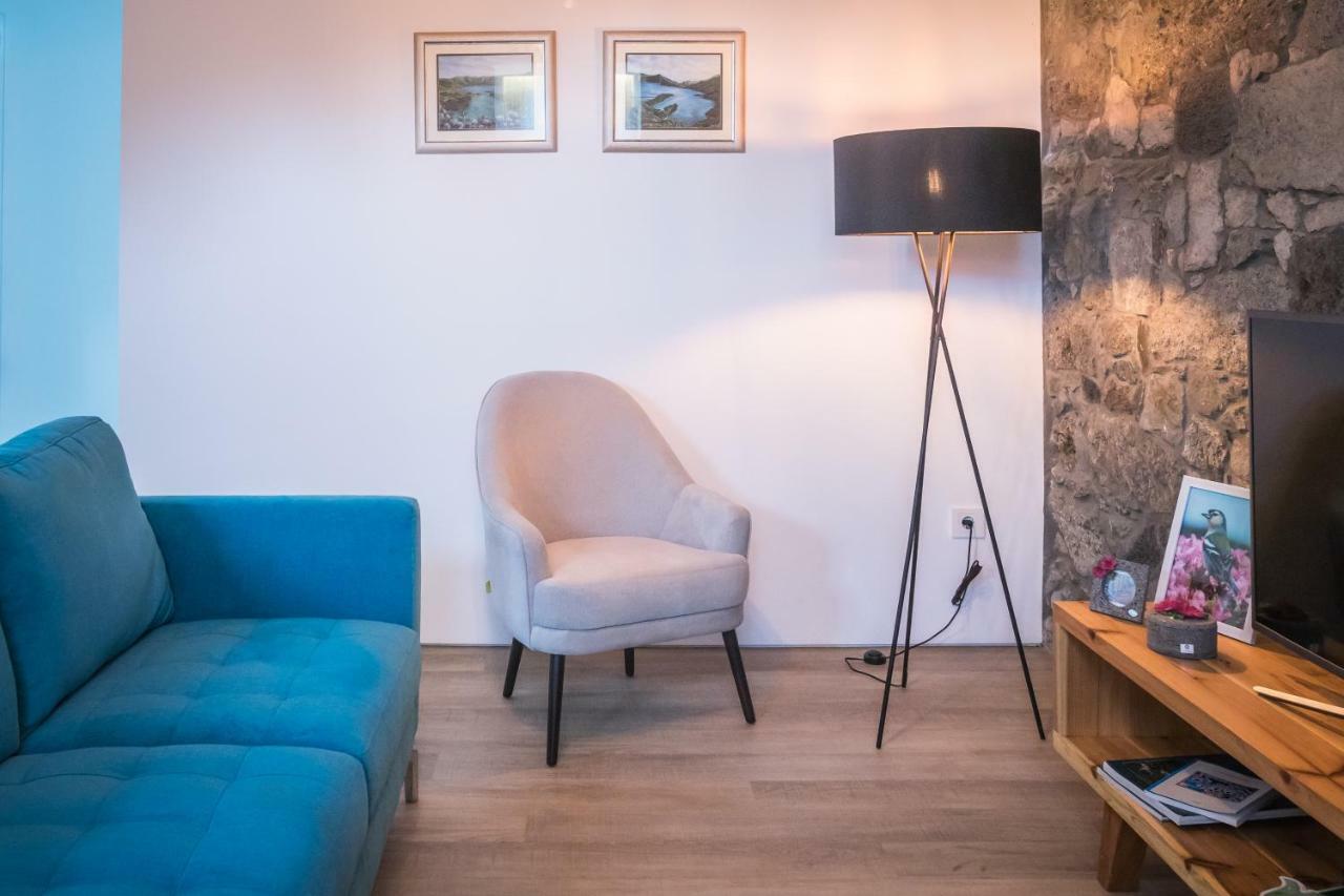 Azaleas Guest House Ribeira Cha Bagian luar foto