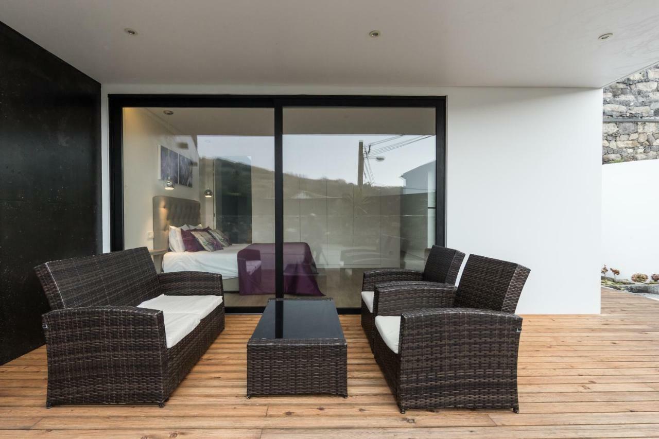 Azaleas Guest House Ribeira Cha Bagian luar foto