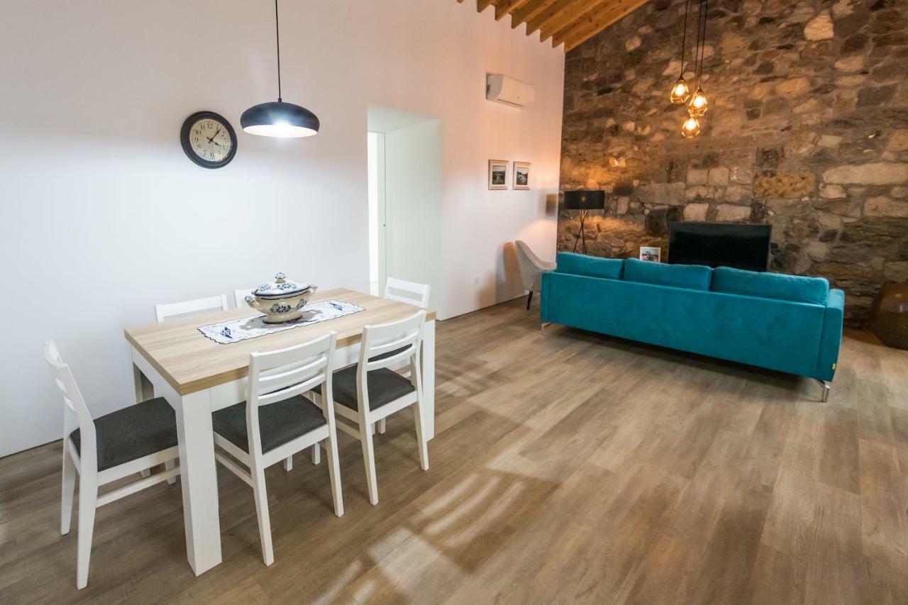 Azaleas Guest House Ribeira Cha Bagian luar foto