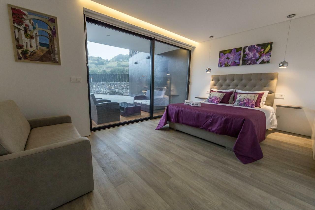 Azaleas Guest House Ribeira Cha Bagian luar foto