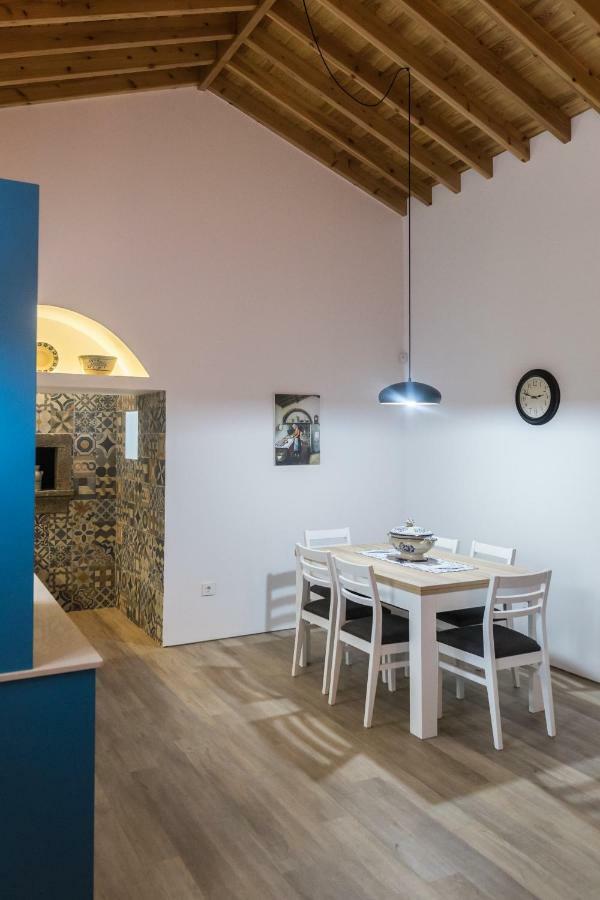 Azaleas Guest House Ribeira Cha Bagian luar foto
