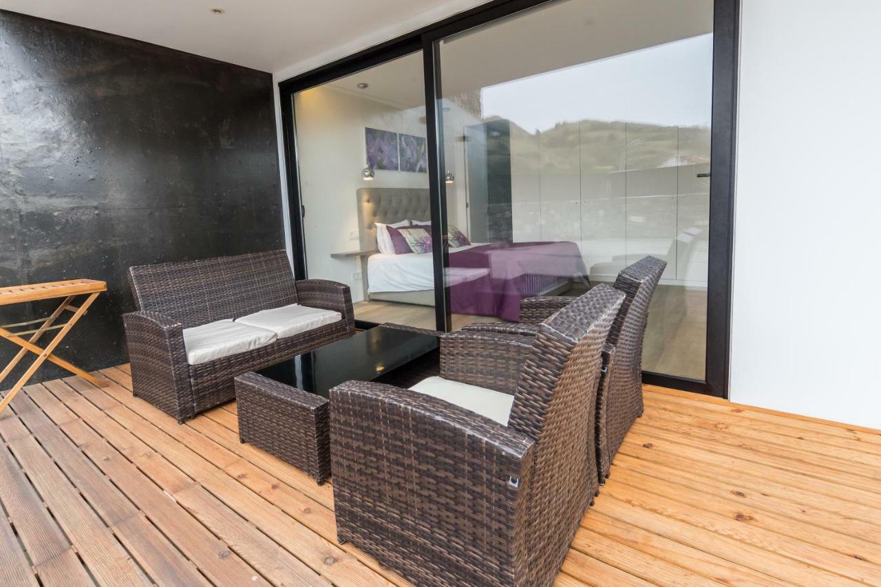 Azaleas Guest House Ribeira Cha Bagian luar foto